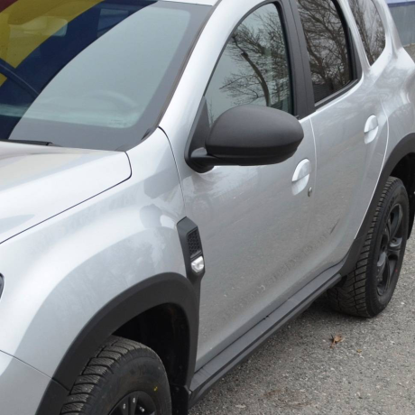 Накладки на зеркала с козырьком "КАРТ" для Renault Duster 2 (с 2021 г.в.) тиснение, без комплектации купить недорого с доставкой в Находка